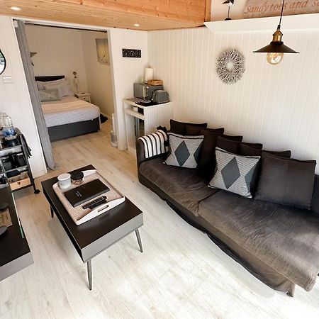 Seaside Cabin Retreat In Hayling Island South Hayling Eksteriør bilde
