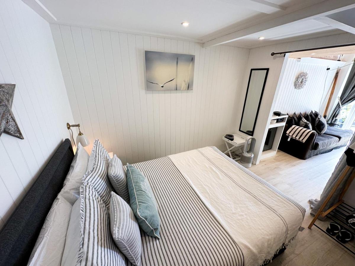 Seaside Cabin Retreat In Hayling Island South Hayling Eksteriør bilde